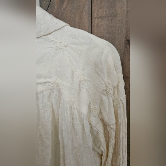 FREE PEOPLE Olivia Smocked Top vanilla cream. Size Small - Picture 14 of 16